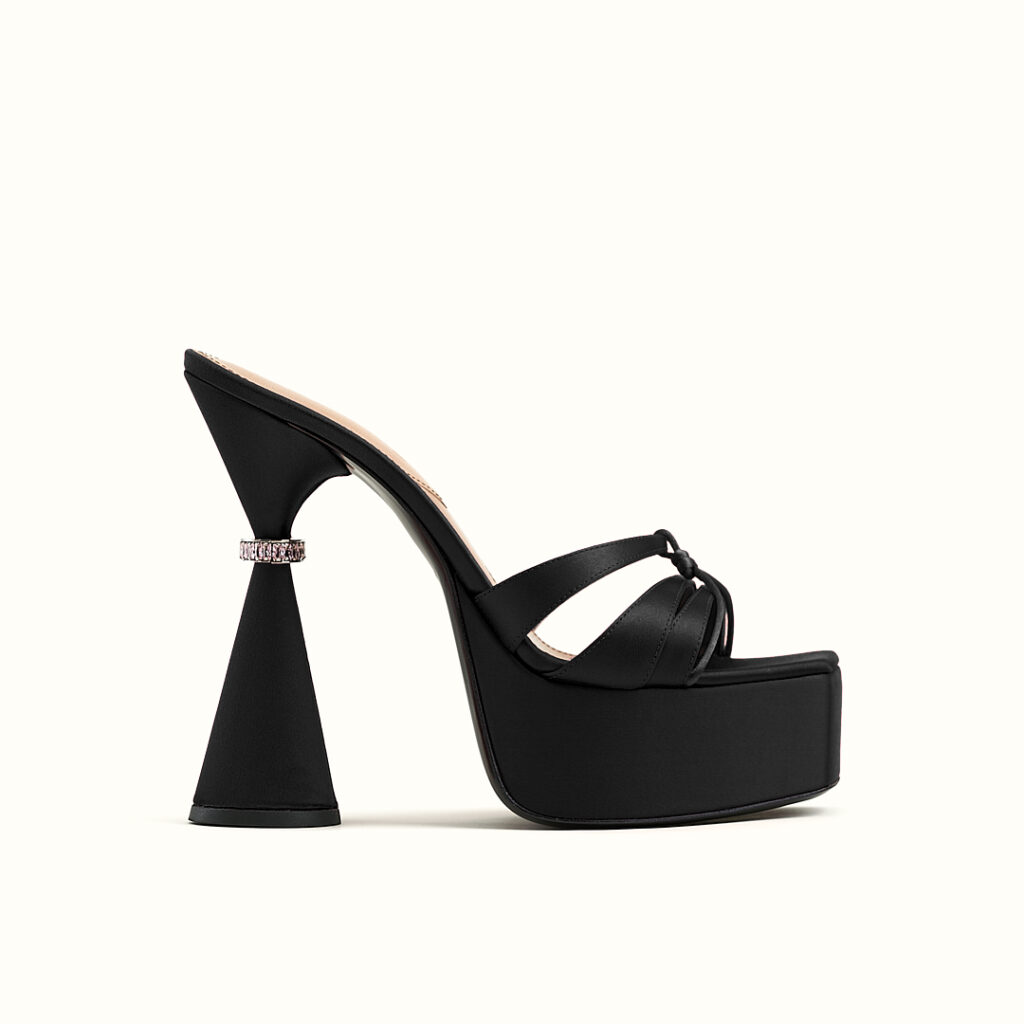 D'Accori Sienna mules sandals with platforms