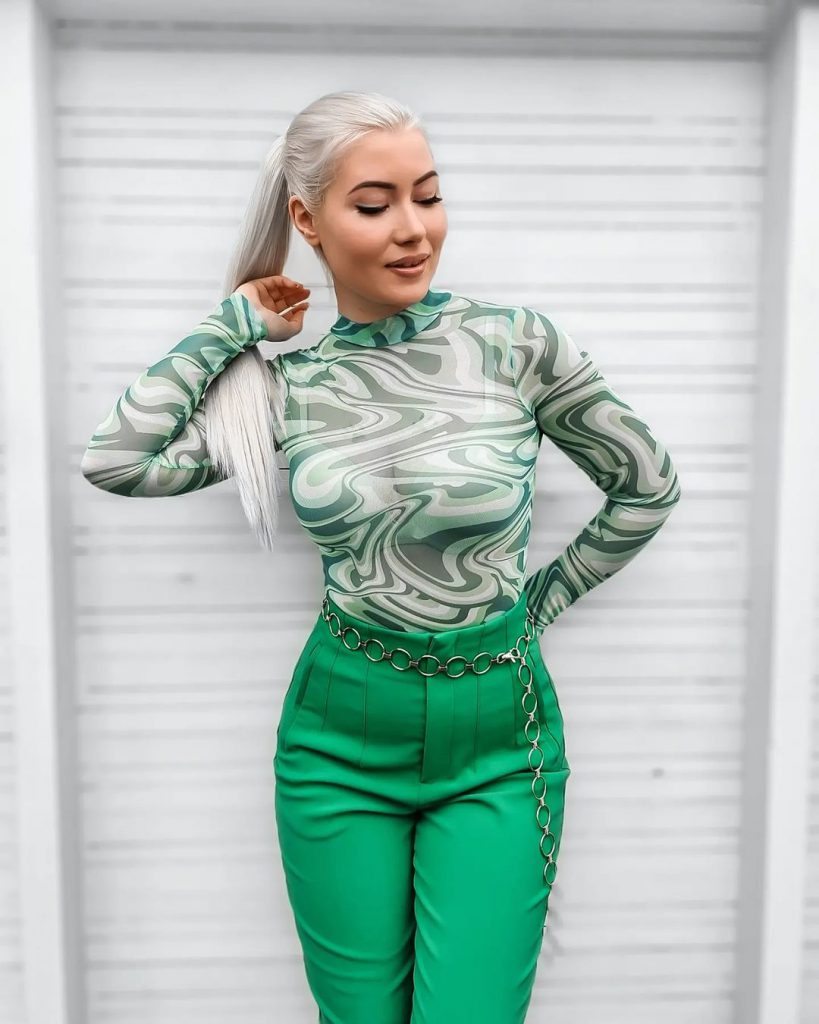 tie-dye mesh top 2022 fashion trends